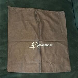 B. Makowsky Black Dust Bag